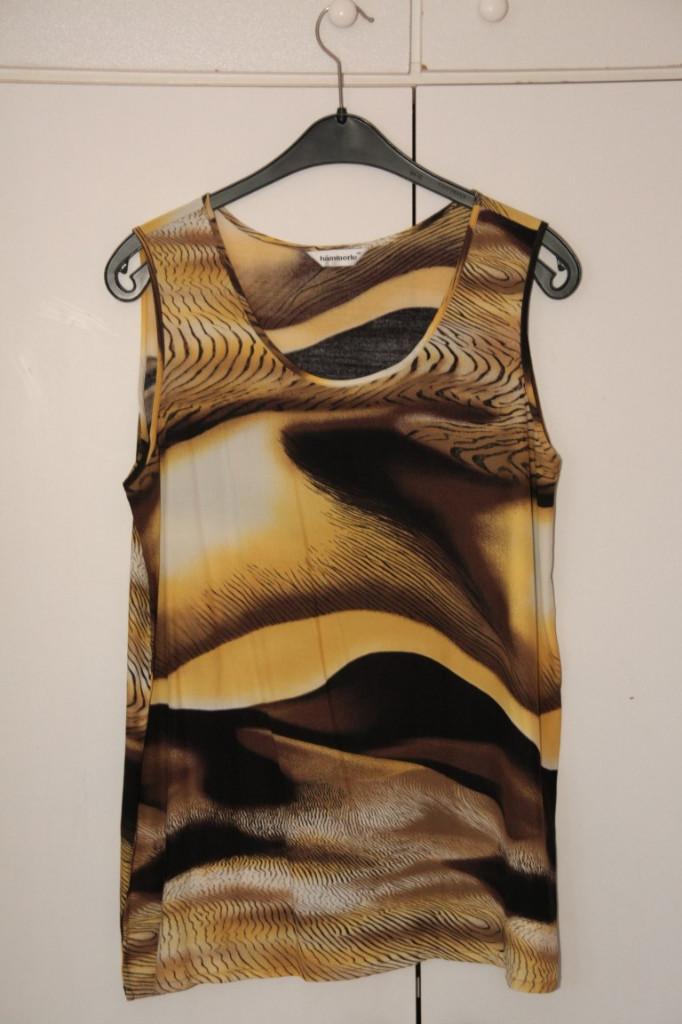 Top van Hämmerle. Maat 40., Kleding | Dames, Ophalen of Verzenden, Zo goed als nieuw, Zonder mouw, Hämmerle