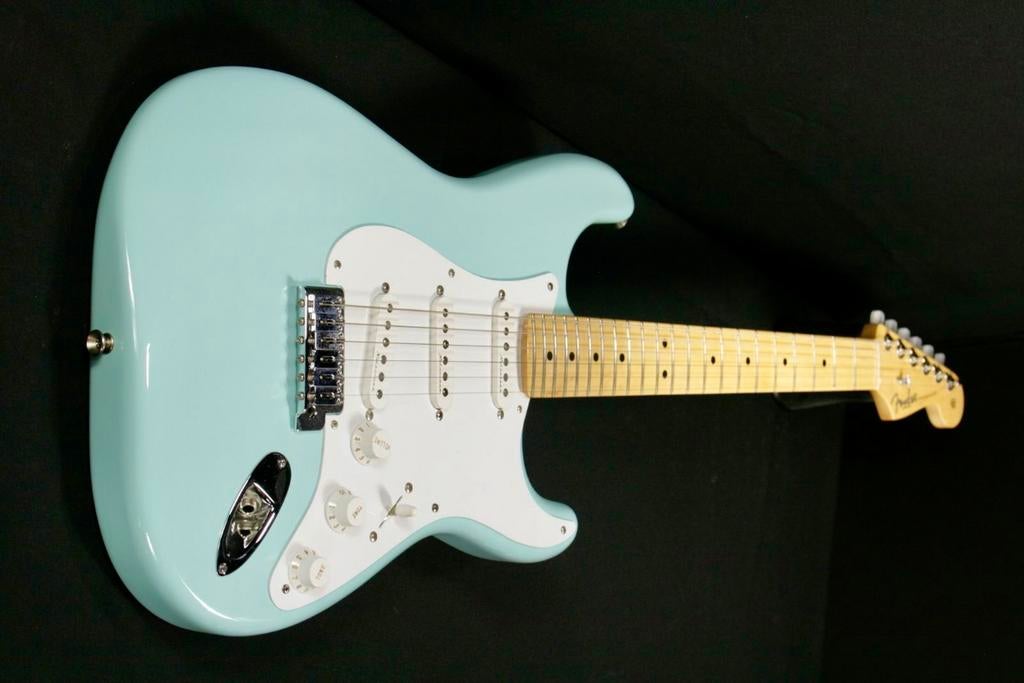 Fender Stratocaster Eric Clapton TRIBUTE, Ophalen, Zo goed als nieuw, Solid body, Fender