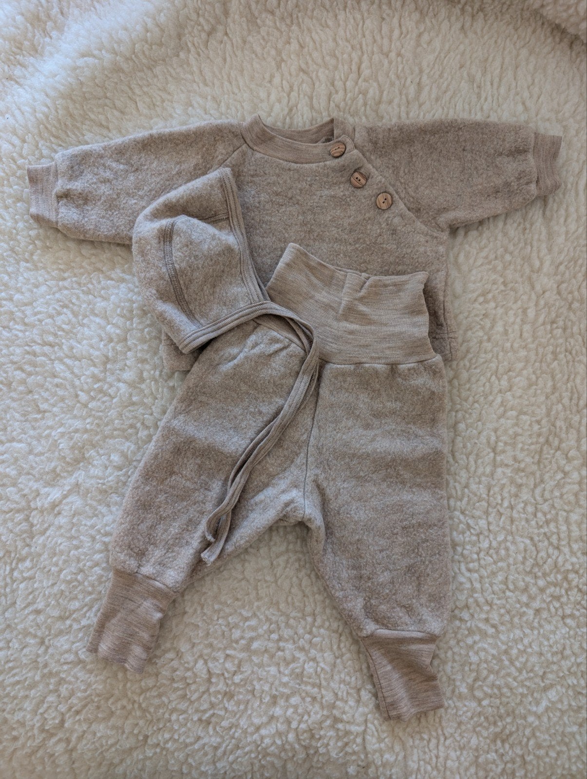 Siskin 3-delige Merino Wolfleece Baby Outfit - Zandkleurig, Gebruikt, Jongetje of Meisje, Ophalen of Verzenden, Engel natur