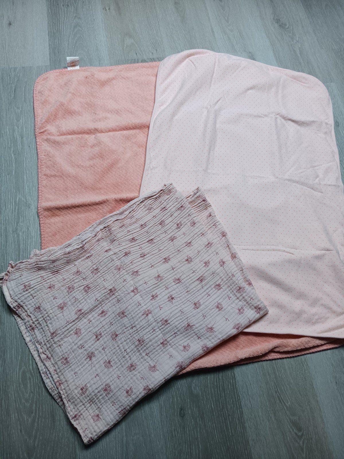 Babydekentjes en lakentje roze, Ophalen of Verzenden, Zo goed als nieuw, Wit, Jongetje of Meisje