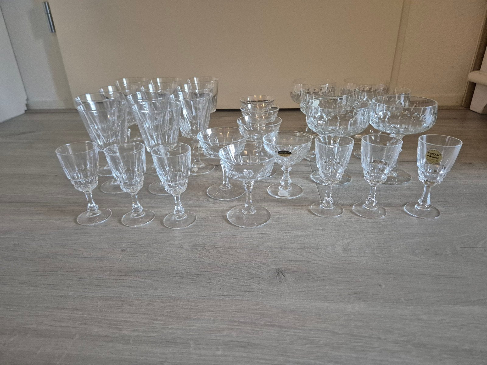 Servies, kristal, Ophalen