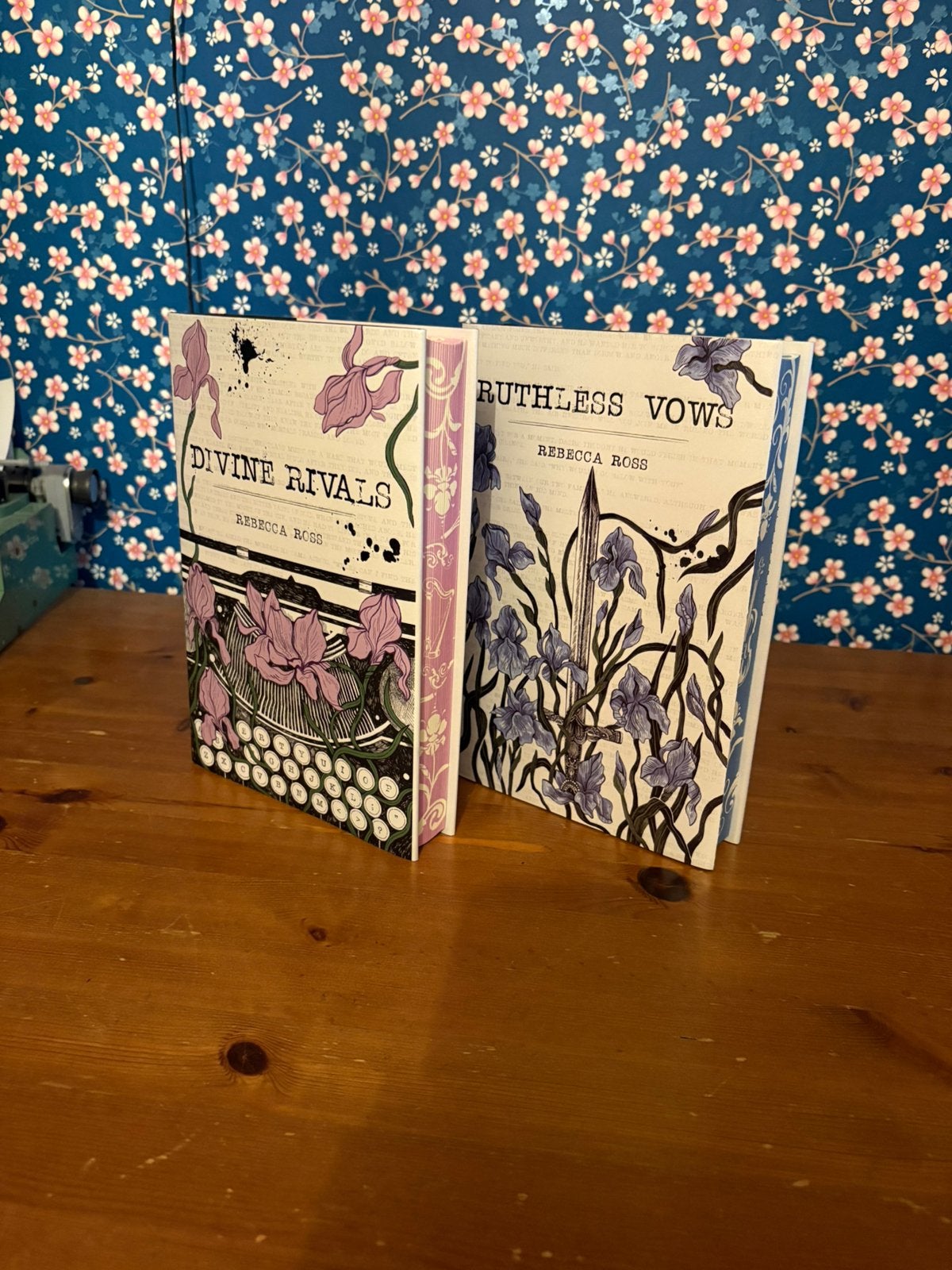 Letters of enchantment, Boeken, Fantasy, Ophalen of Verzenden, Zo goed als nieuw