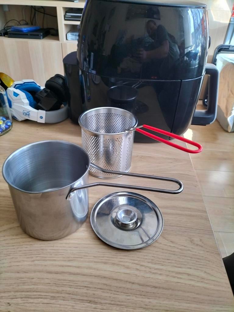 Nieuw klein frituurpannetje - Ideaal voor kleine porties, Witgoed en Apparatuur, Frituurpannen, Minder dan 1 liter, Ophalen of Verzenden