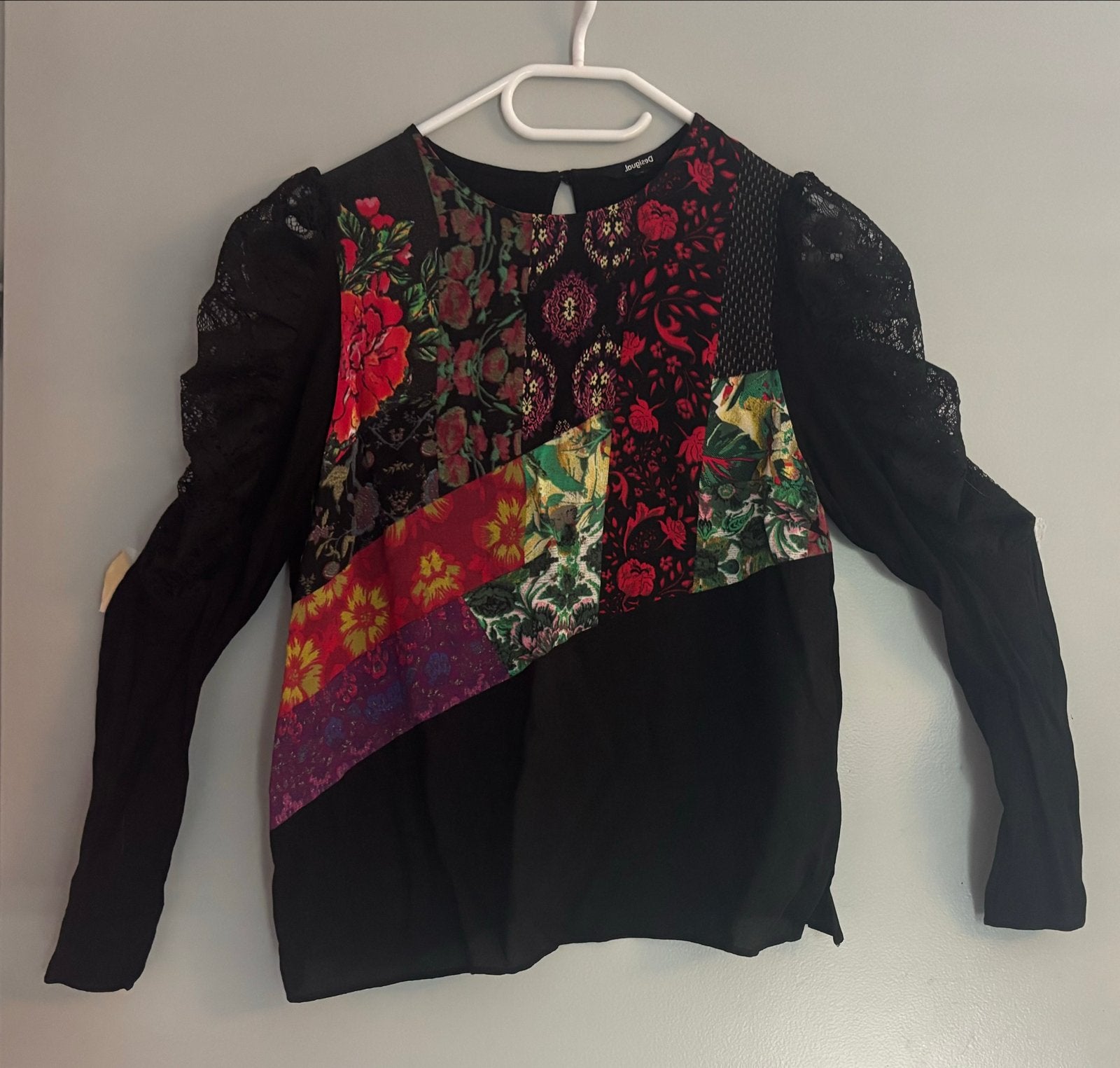 Desigual blouse met lange mouwen en bloemenprint, Zwart, Maat 42/44 (L), Ophalen of Verzenden, Zo goed als nieuw