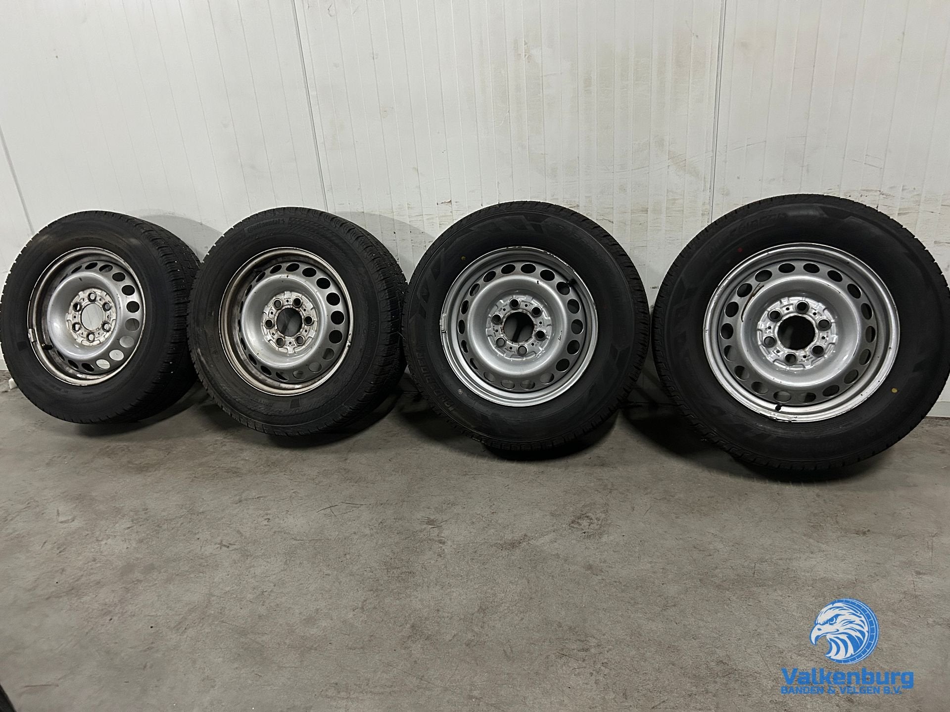 8mm! Originele Mercedes Sprinter B907 B910 16 inch stalen ve, -, Banden en Velgen, Ophalen of Verzenden, All Season