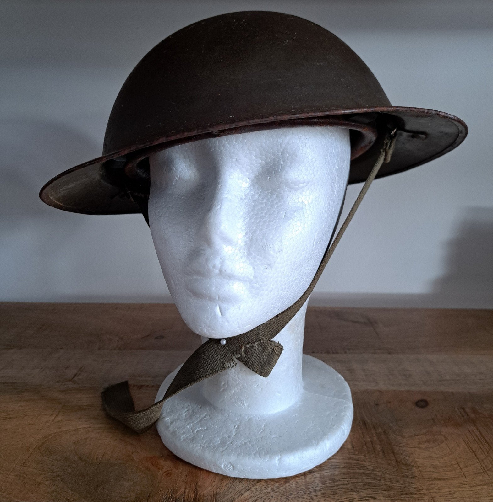 Belgische MKII Brodie helm - ABL 1952, Verzamelen, Ophalen of Verzenden, Landmacht, Overige gebieden, Helm of Baret