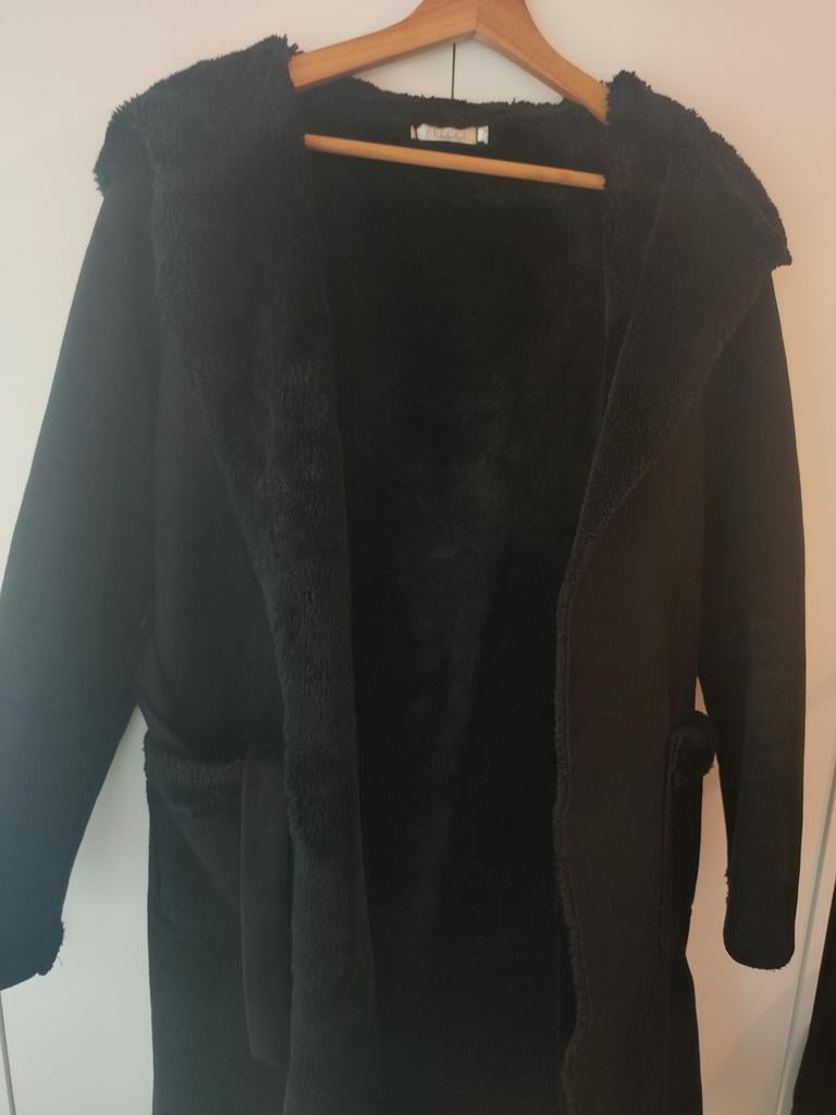 Zwarte BELCCI winterjas met teddy voering, Kleding | Dames, BELCCI, Zwart, Ophalen of Verzenden, Zo goed als nieuw