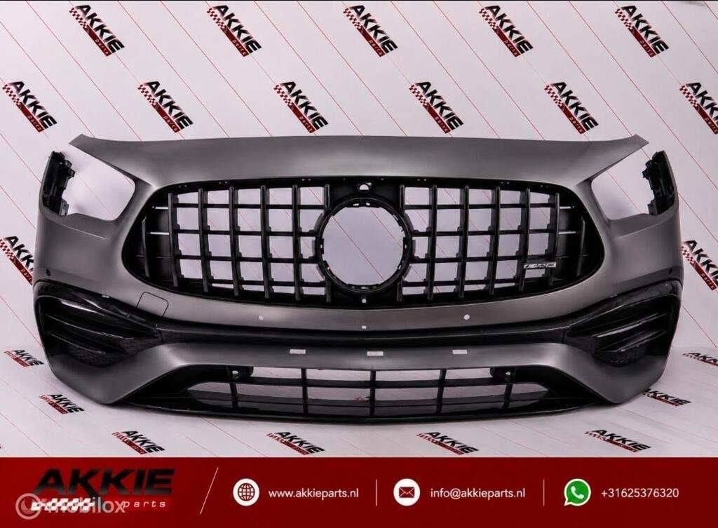 Mercedes GLA 35 amg Voorbumper H247 W247 A2478804606, Gebruikt, Voor, Ophalen of Verzenden, Bumper