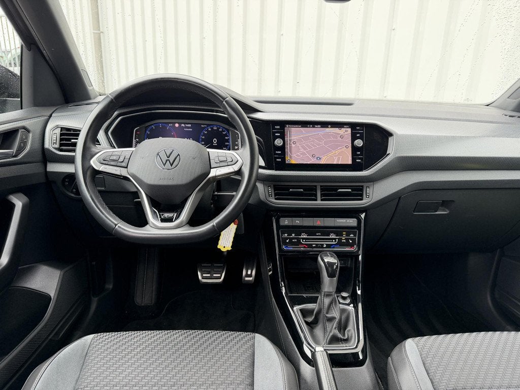 Volkswagen T-Cross 1.0 TSI R-Line | Automaat | Stoelverwarmi, Auto's, Volkswagen, T-Cross, Gebruikt, Met garantie (alle), Zwart