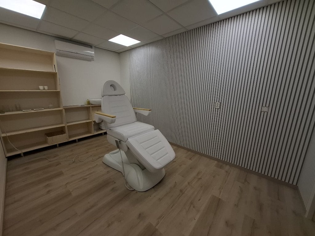 Praktijkruimte te huur Oosterhout (Breda - massage), Huizen en Kamers, Minder dan 20 m², Breda