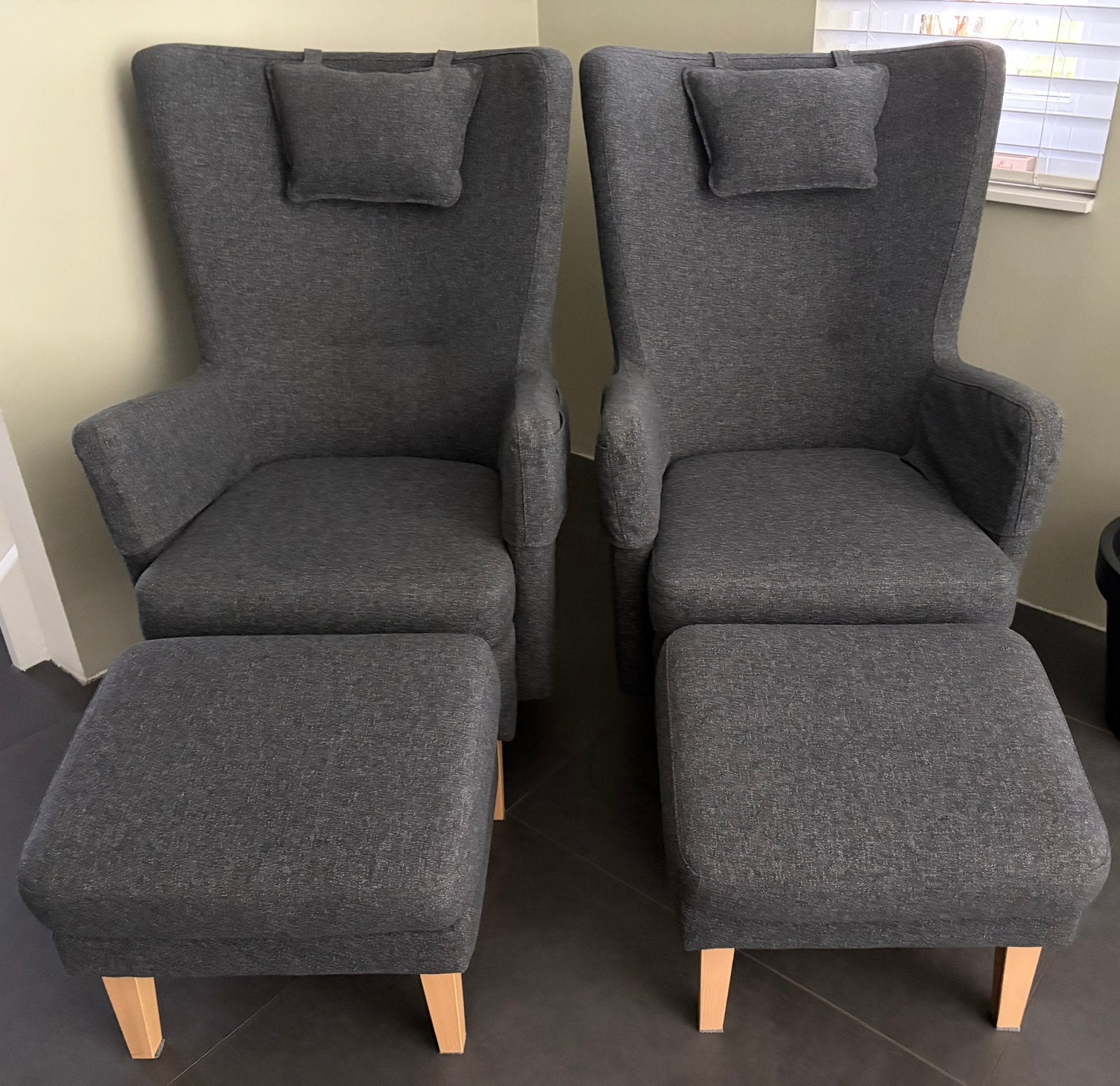 Ikea fauteuils 2 stuks Omtänksam grijs, Ophalen, Twee, Zo goed als nieuw, Stof