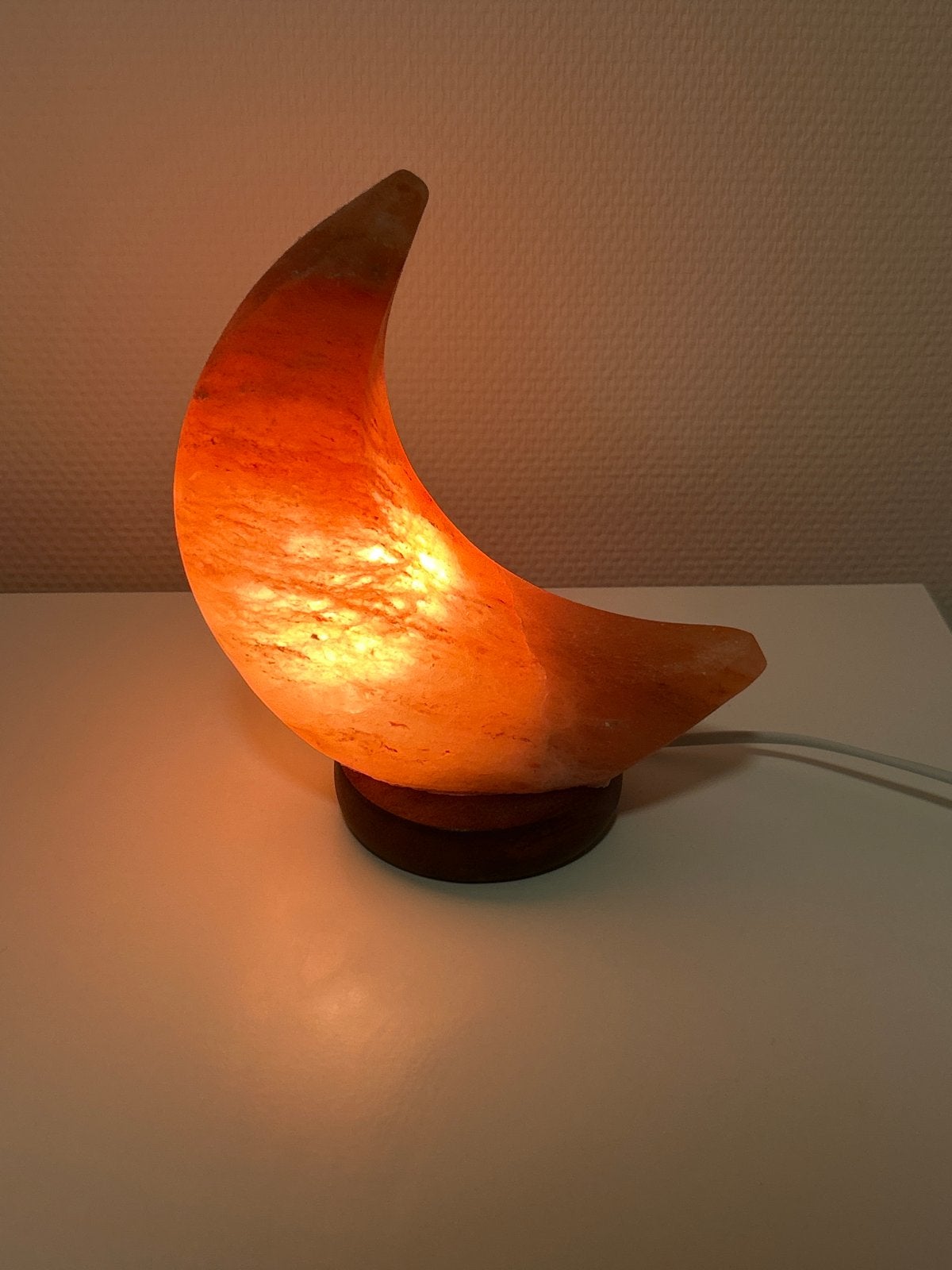 Himalaya Zoutsteen Lamp - Maanvorm, Ophalen, Zo goed als nieuw