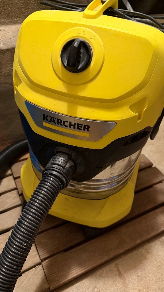 Kracher WD 4S nat/droog stofzuiger, Witgoed en Apparatuur, Stofzuigers, Ophalen, Gebruikt, Kärcher, Waterstofzuiger