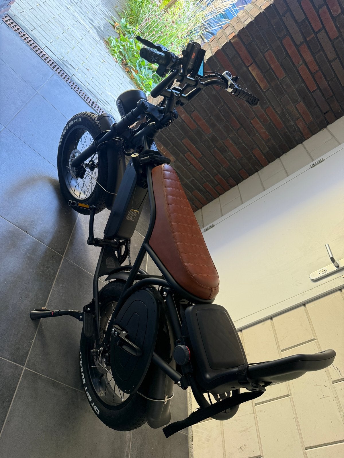 Fatbike V8 C80 met alarm, kinderzitje en accessoires, Fietsen en Brommers, Ophalen, Zo goed als nieuw, Schijfrem, Overige merken