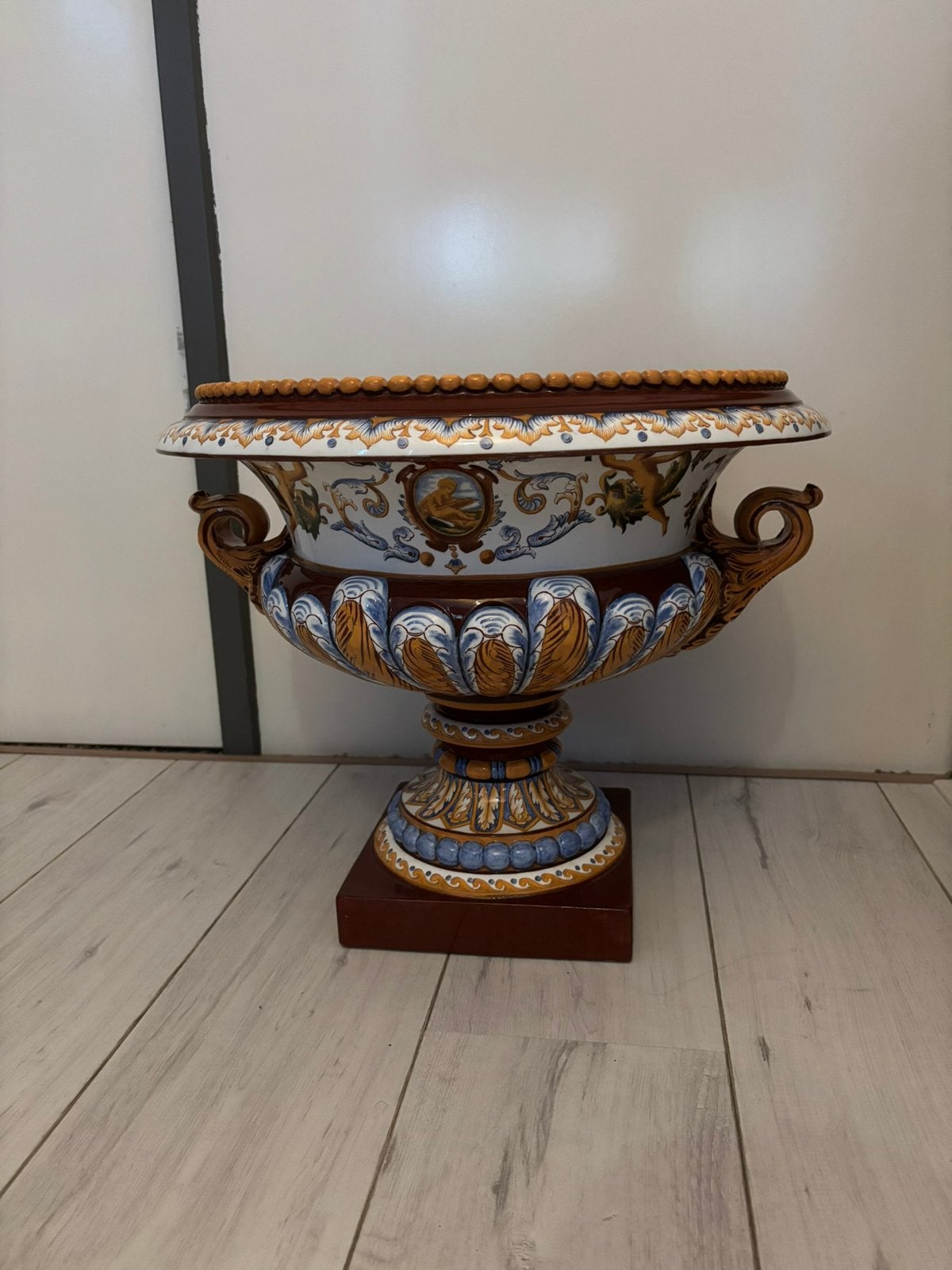 Italiaanse Majolica sierschaal, Antiek en Kunst, Antiek | Schalen, Ophalen of Verzenden
