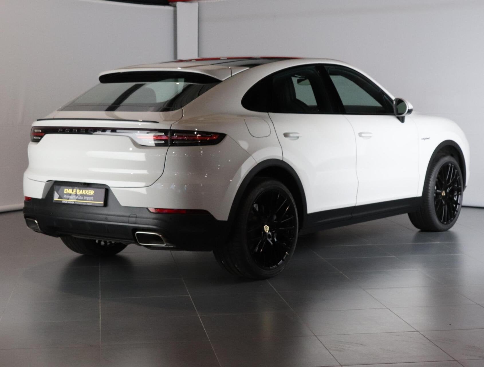 Porsche Cayenne Coupé 3.0 E-Hybrid Pano/Krijtgrijs/Approved, Auto's, Automaat, Gebruikt, Zwart, 2995 cc