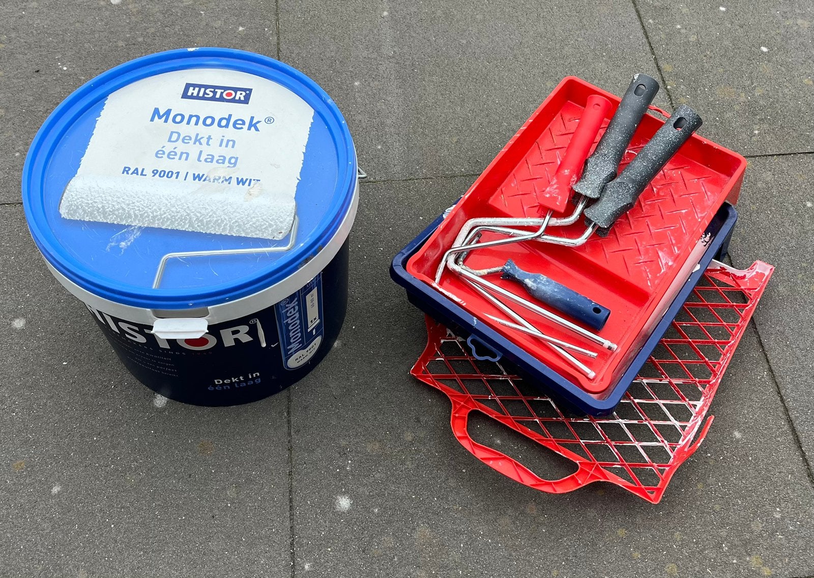 Gratis: ca 2L Histor muurverf RAL 9001 monodek warm wit, Ophalen, Zo goed als nieuw, Wit