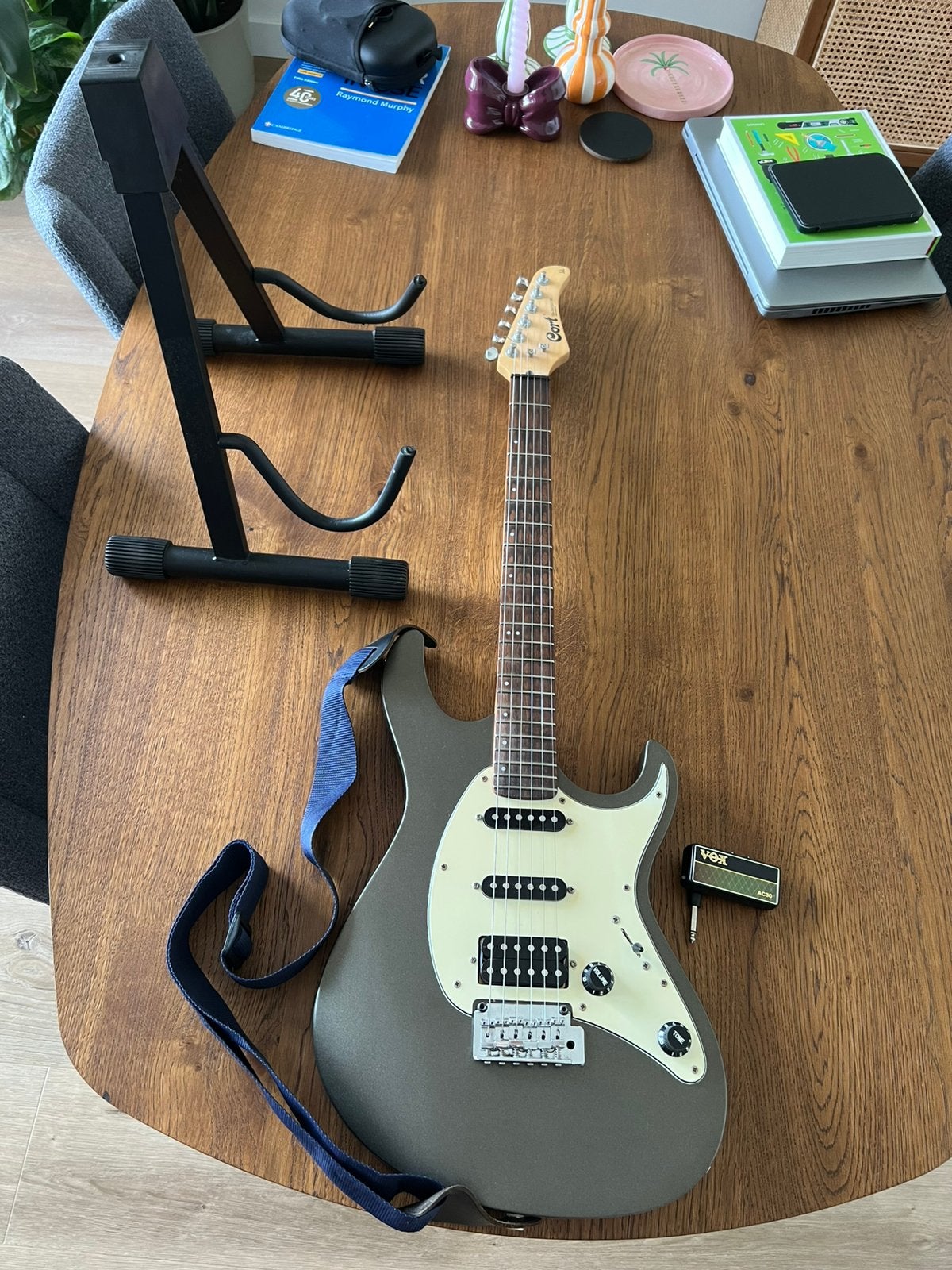 Electrische gitaar cort g210, Muziek en Instrumenten, Snaarinstrumenten | Gitaren | Elektrisch, Ophalen, Gebruikt, Solid body