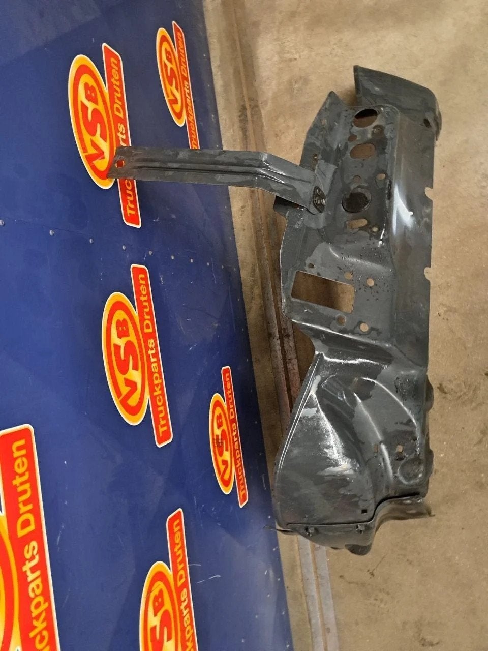 Scania Motor spatschermen v8 scania 4 serie, Gebruikt, Scania, Carrosserie en Plaatwerk