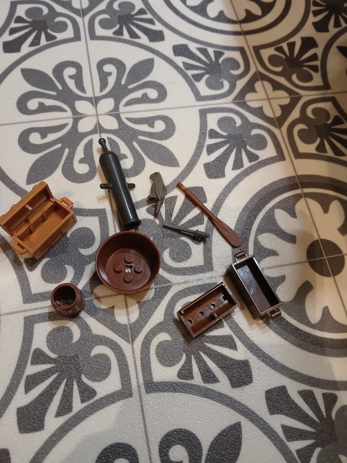 Diverse lego accessoires thema piraten (kanon, zwaard, pedde, Ophalen of Verzenden, Gebruikt, Overige merken