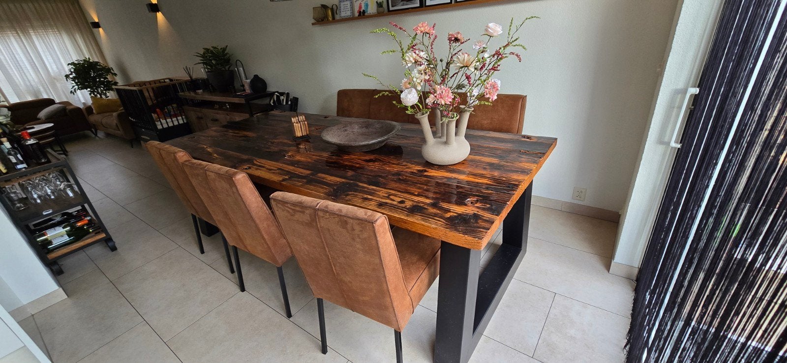 Stevige industriële wagonplanktafel met epoxy en RVS poten, Huis en Inrichting, Ophalen