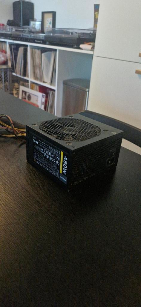 Werkend Antec power suply 450W, Computers en Software, Interne voedingen, Ophalen of Verzenden, Zo goed als nieuw
