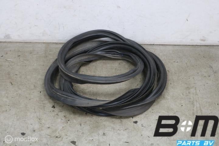 Achterkleprubber Audi RS6 4G 4G9827705C, Auto-onderdelen, Interieur en Bekleding, Gebruikt