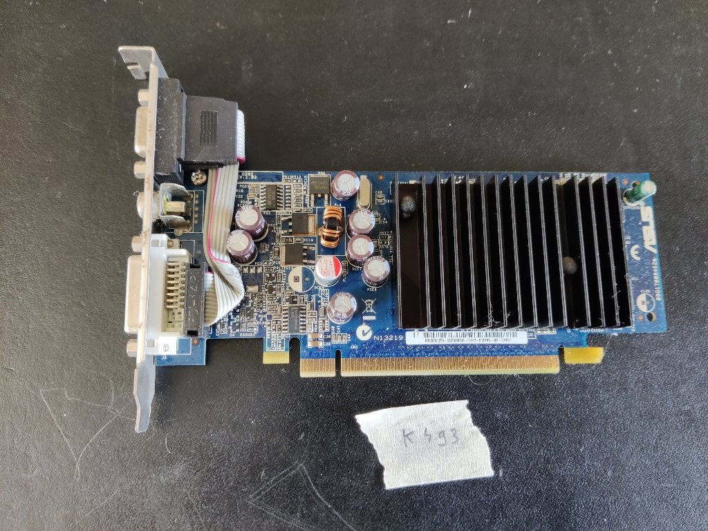 Asus EN6200LE  GeForce 256MB Videokaart [K493] 16-9, Ophalen of Verzenden, Tv-Out, PCI-Express 5, Nvidia