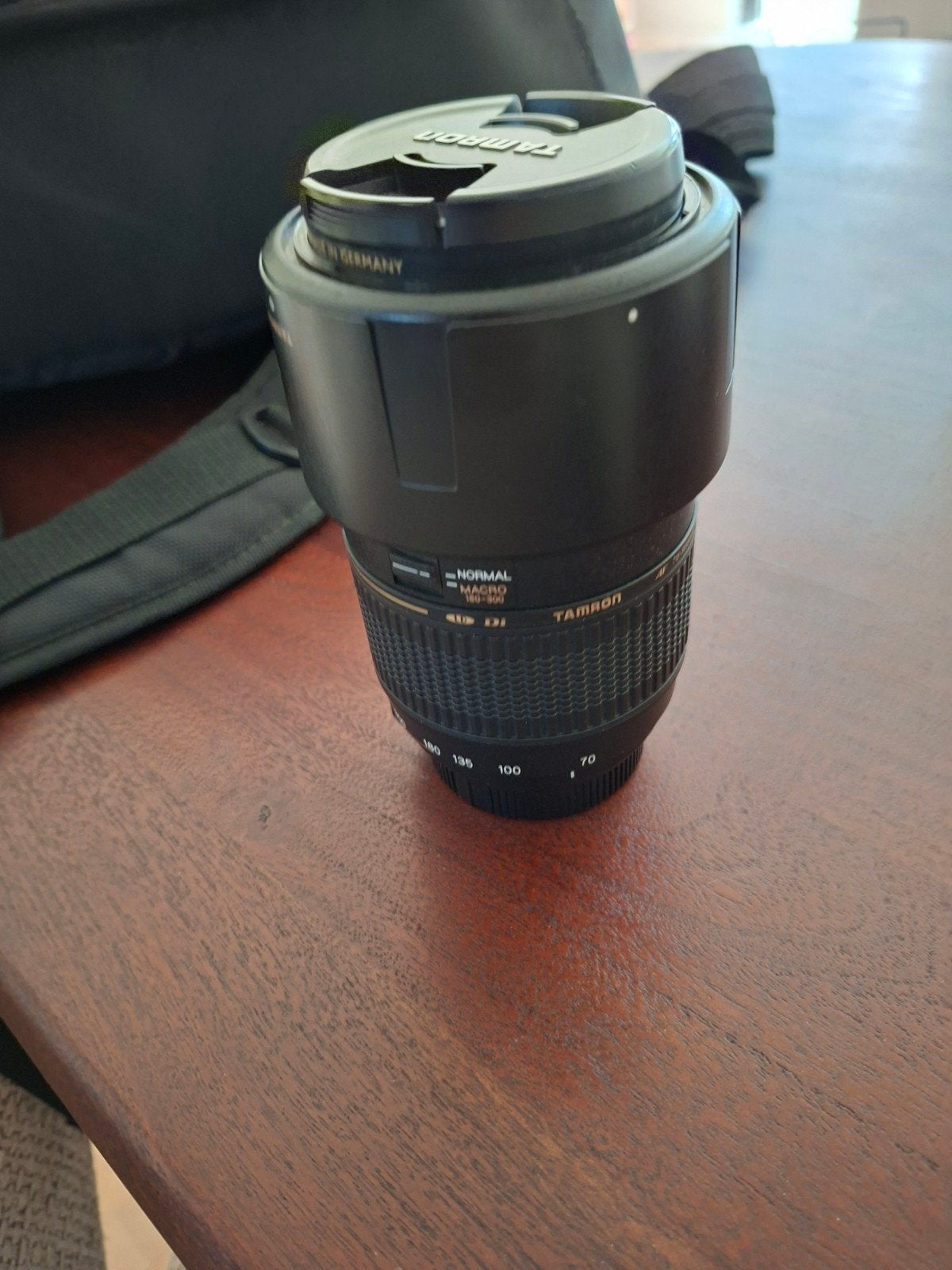 Tamron 70-300mm F/4-5.6 Tele-Macro lens, Ophalen of Verzenden, Telelens