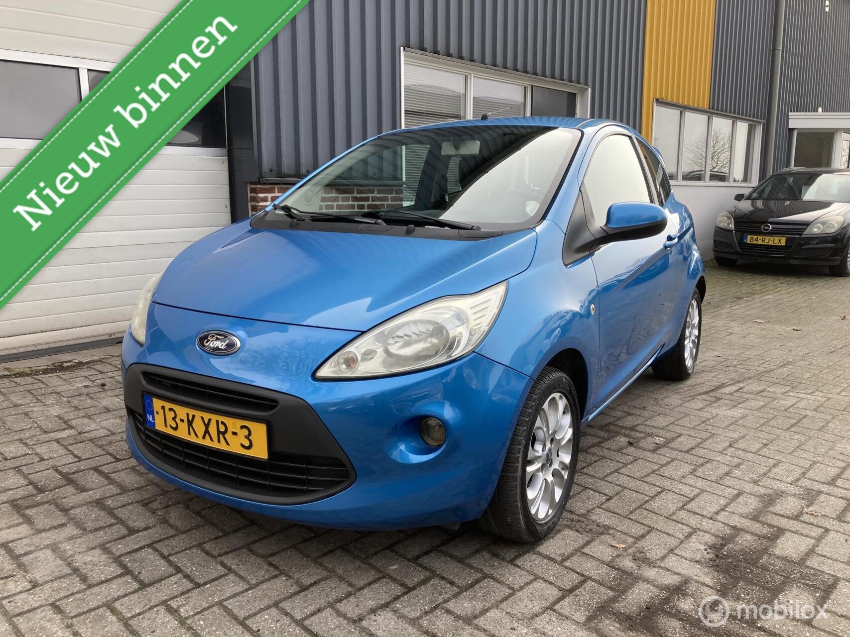 Ford Ka 1.2 Titanium ZEER NETJES!, Voorwielaandrijving, Gebruikt, 1242 cc, 4 cilinders