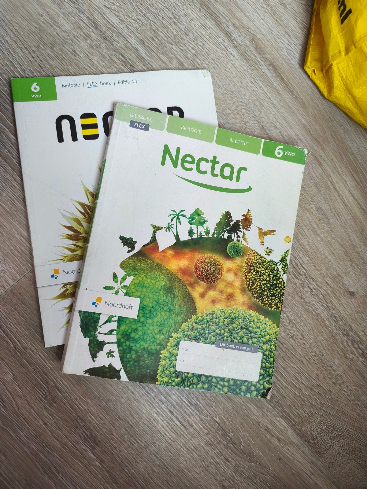 Biologie schoolboeken 6 VWO - Nectar en Biologie FLEX-boek, Ophalen of Verzenden, Gelezen, VWO, Biologie