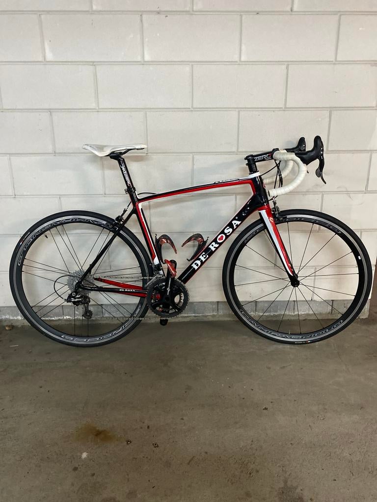 De Rosa racefiets - Zwart/Rood, Campagnolo, Zo goed als nieu, 28 inch, Carbon, Zo goed als nieuw, Meer dan 20 versnellingen