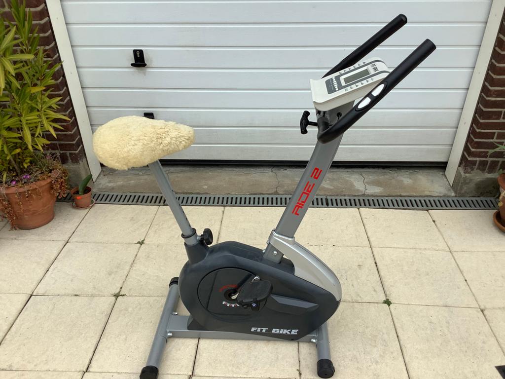 Fit bike fiets hometrainer fietsapparaat, Ophalen, Gebruikt, Hometrainer