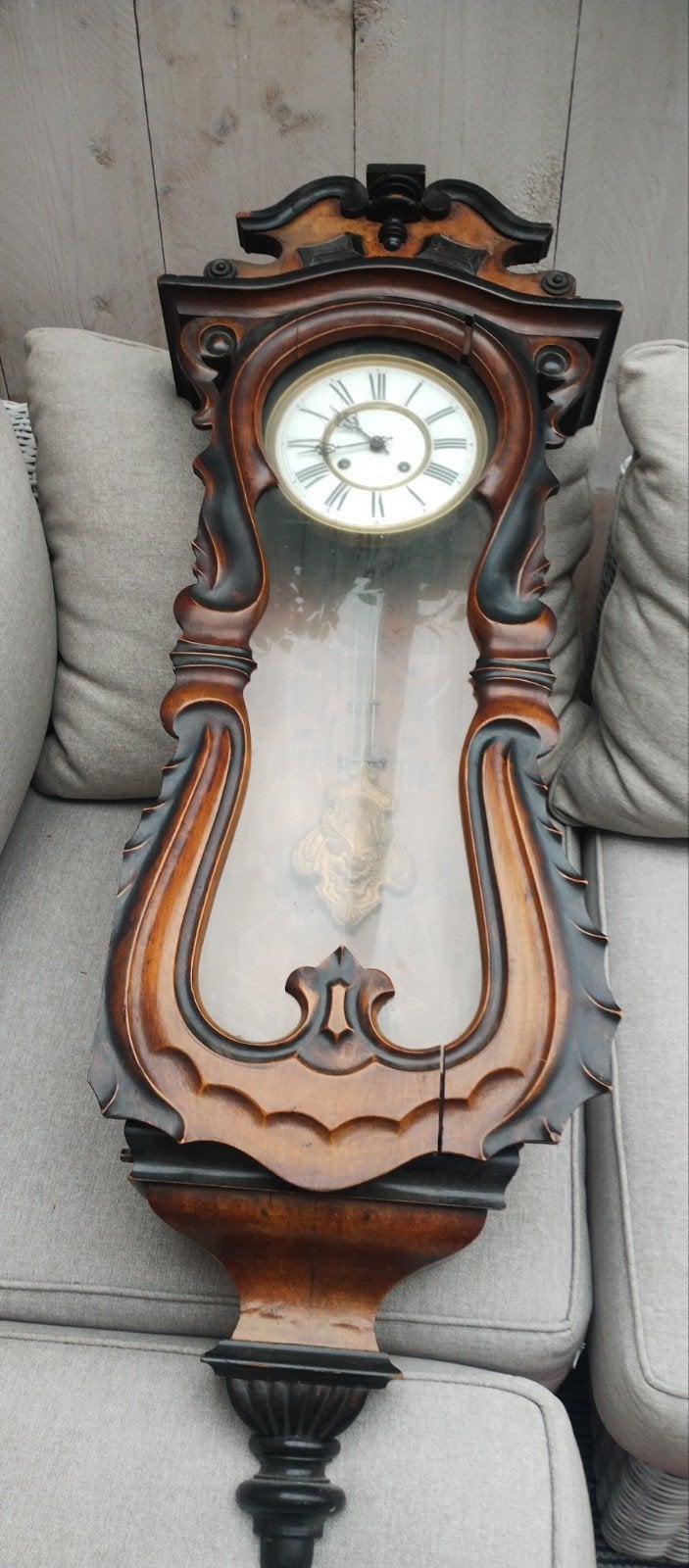 Antieke wandklok - Prachtig houtsnijwerk, Ophalen of Verzenden