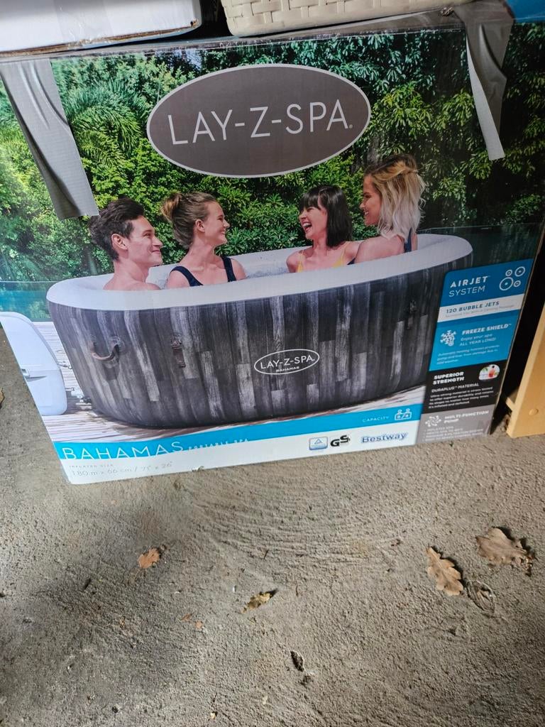 Jacuzzi lazy Z spa Bahamas, Tuin en Terras, Bubbelbaden en Hottubs, Ophalen, Zo goed als nieuw