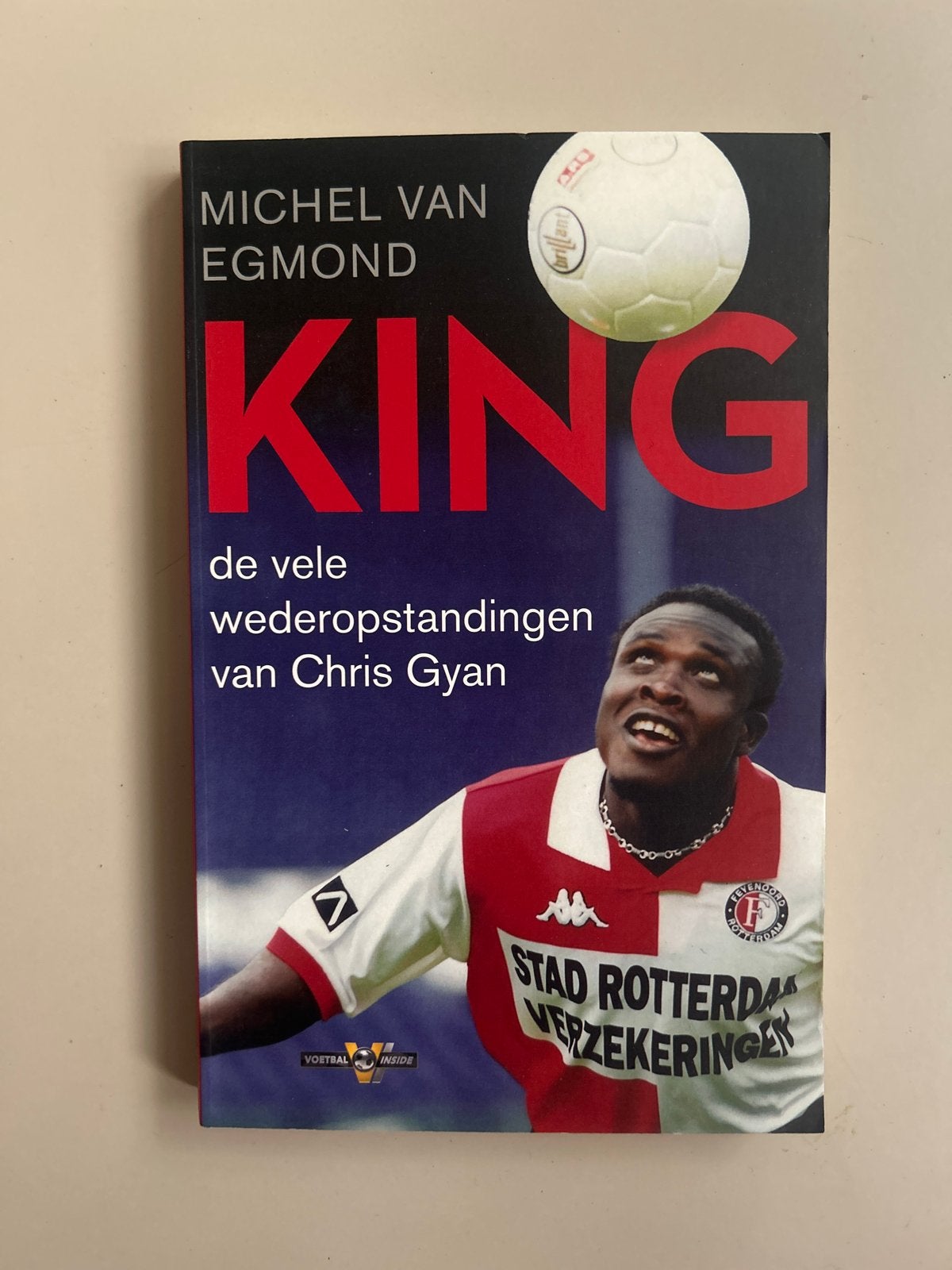 Boek: KING - De vele wederopstandingen van Chris Gyan, Ophalen of Verzenden, Gelezen, Overige sporten