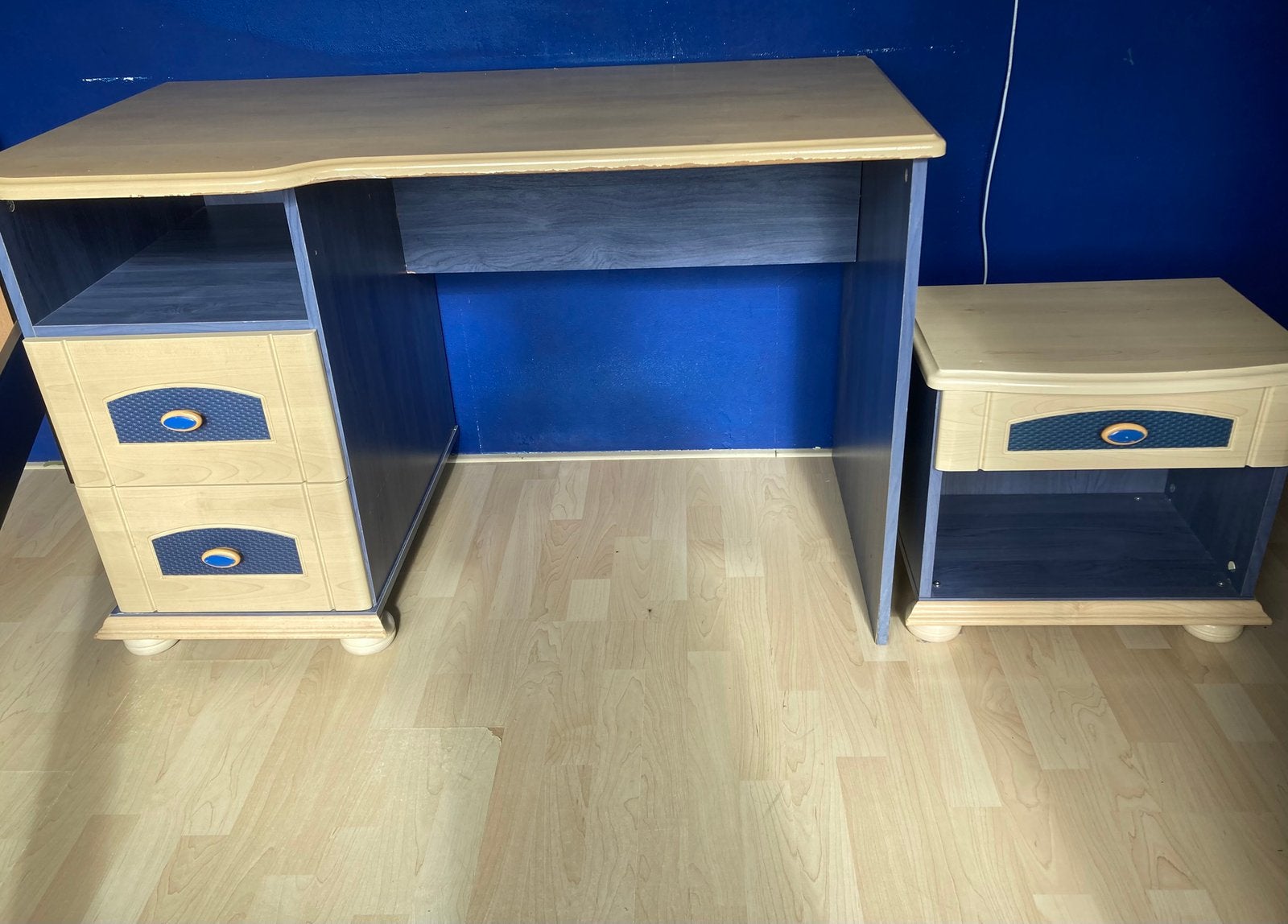 Gratis buro, Ophalen, Gebruikt, 120 cm, Met lades