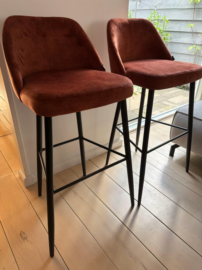 2 Kaja barkrukken roestbruin, Huis en Inrichting, Ophalen, Met voetsteun, 60 tot 90 cm, Zo goed als nieuw