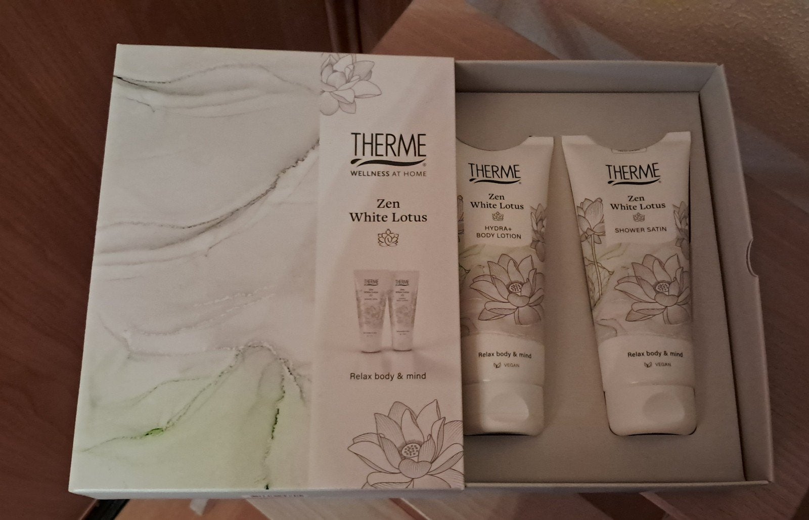 Therme Zen White Lotus Douchegel & Bodylotion, Sieraden, Tassen en Uiterlijk, Verzenden, Nieuw, Bad & Douche