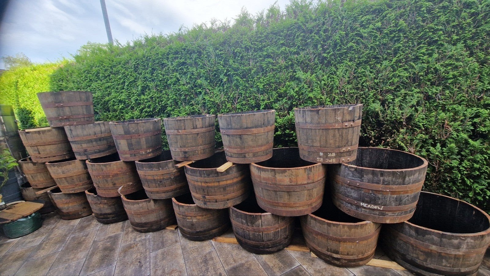 eiken whiskyvat  bloembak🌴vijvertje 🐠 plantenbak 🪴, Tuin en Terras, Bloembakken en Plantenbakken, Ophalen, Rond, Nieuw, 60 tot 100 cm