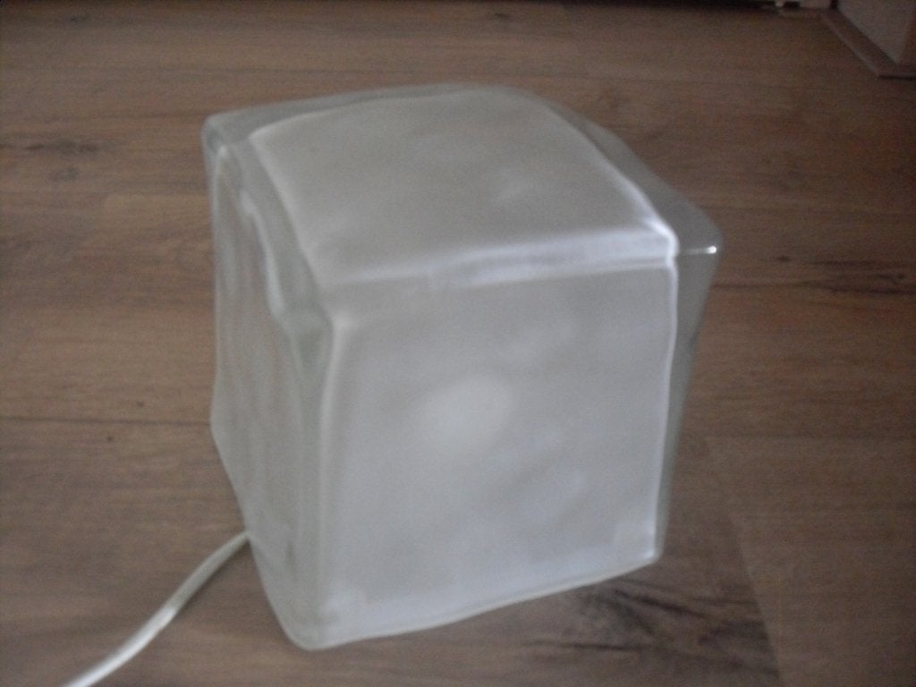 ikea lviken ice cube tafellamp, Ophalen of Verzenden, Zo goed als nieuw, Glas, IKEA