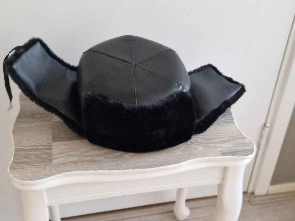 Russische wintermuts met oorkleppen, Ophalen of Verzenden, Nieuw