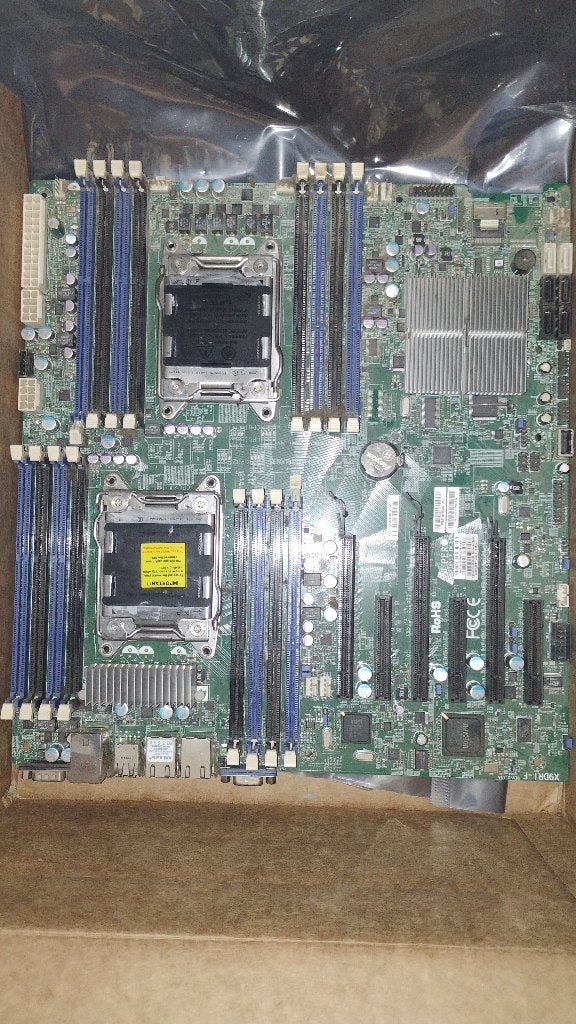 Supermicro X9DRi-F, Gebruikt, Socket 2011, DDR3, Ophalen of Verzenden