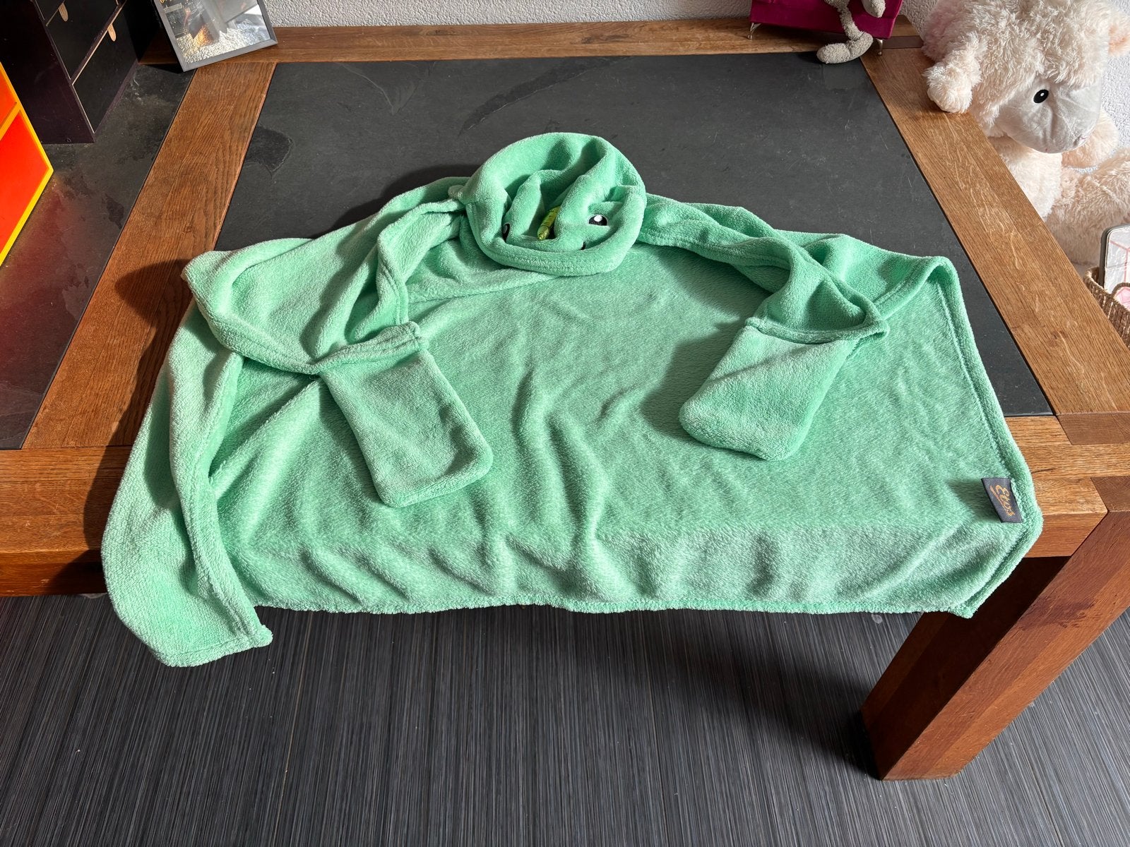 Leuke groene badponcho met capuchon voor kinderen, Kinderen en Baby's, Ophalen of Verzenden, Zo goed als nieuw, Jongen of Meisje