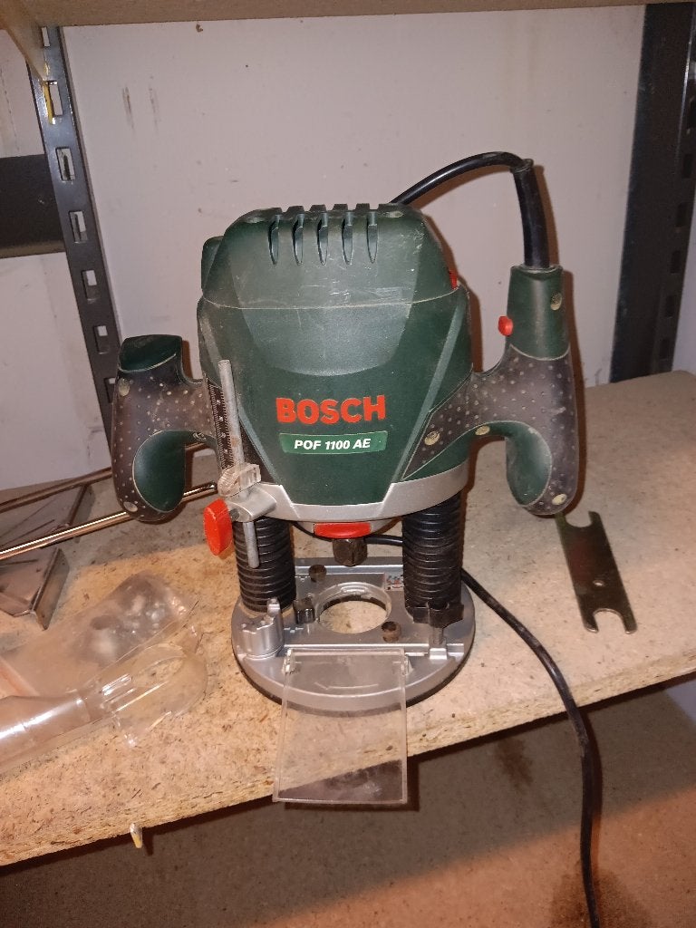 Bovenfrees bosch, Doe-het-zelf en Verbouw, Ophalen, Zo goed als nieuw, Bovenfrees, Bosch