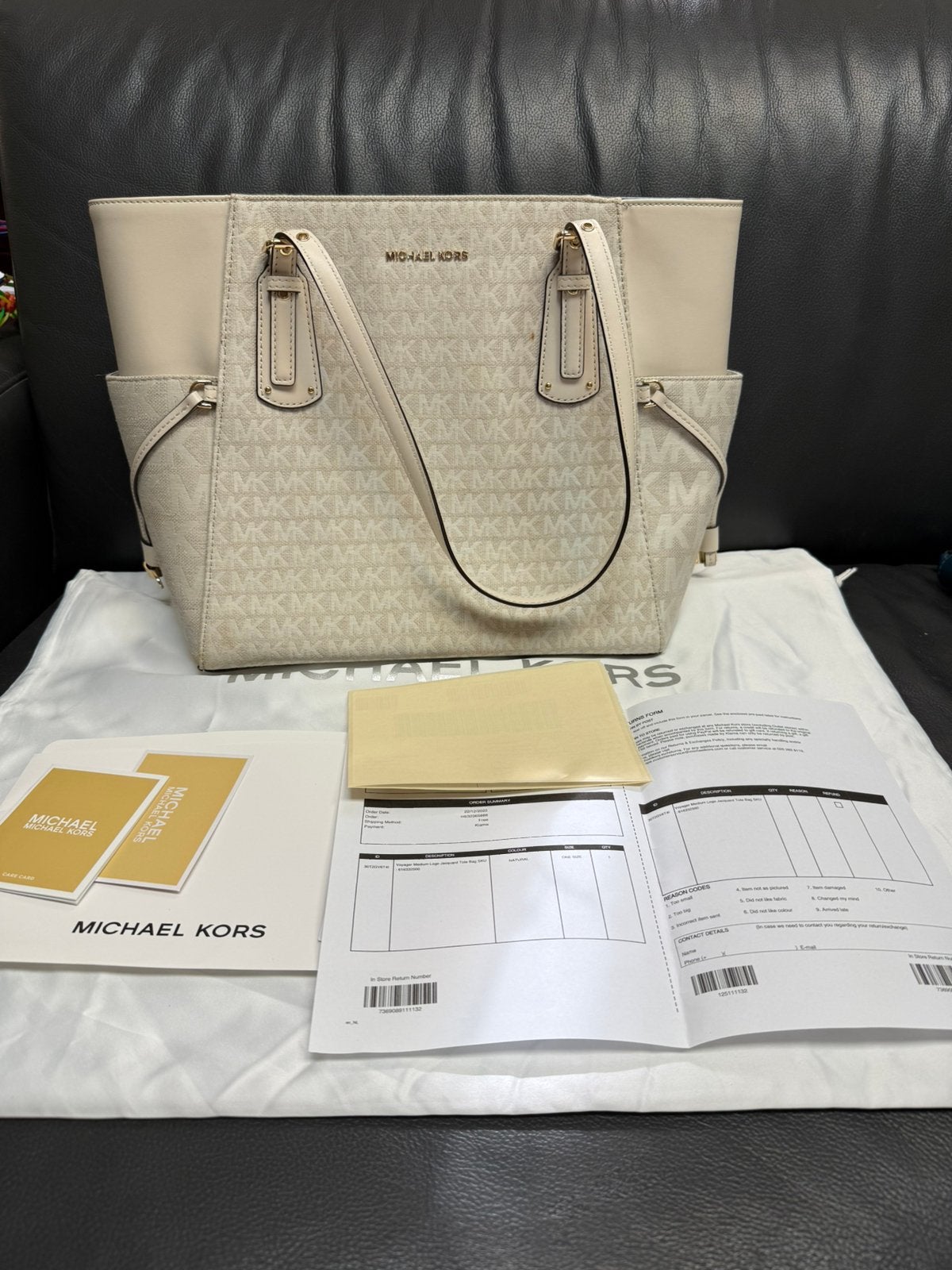 MichaelKorsVoyagerMediumLogToteBag(Inclusief bon&dustbag), Ophalen of Verzenden, Zo goed als nieuw, Beige, Handtas