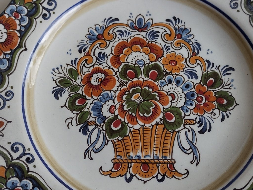 Flora keramiek bord polychroom handgeschilderd doorsnee 25 c, Ophalen