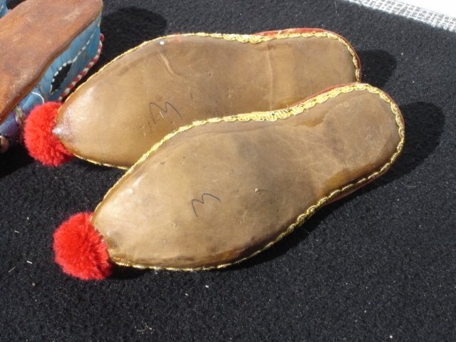 Brocante twee paar Oosterse/Turkse kinder- sloffen/ schoenen, Ophalen of Verzenden