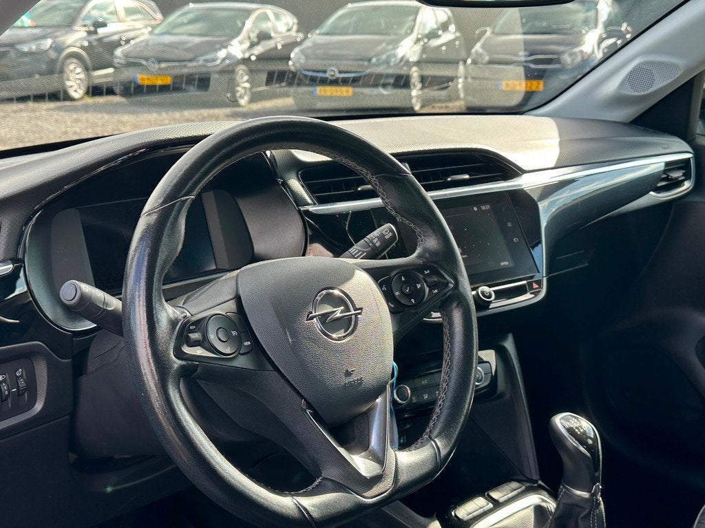Opel Corsa 1.2 Elegance/NAVI/CARPLAY/DIGI DASH, Auto's, Opel, Voorwielaandrijving, 1199 cc, Leder en Stof, Origineel Nederlands