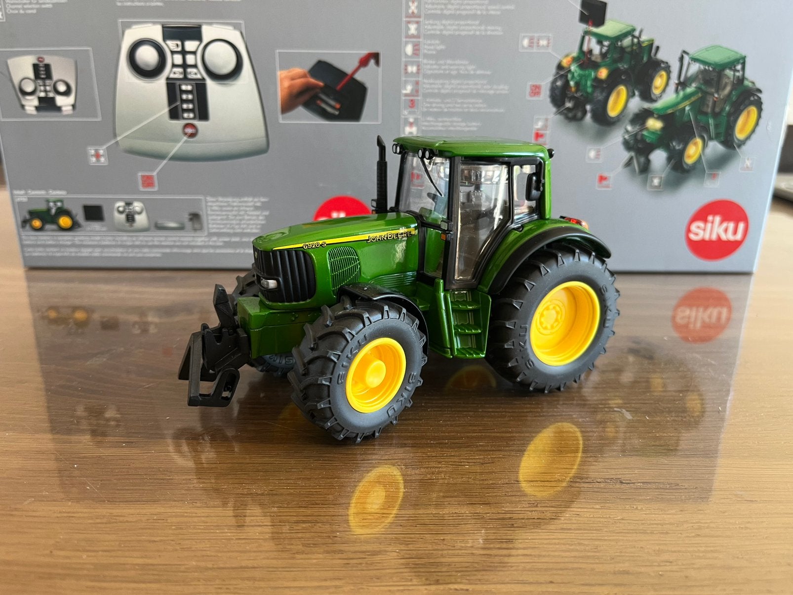 John Deere 6920 S tractor Siku Control 6753, Hobby en Vrije tijd, Ophalen of Verzenden, Nieuw, Tractor of Landbouw, SIKU